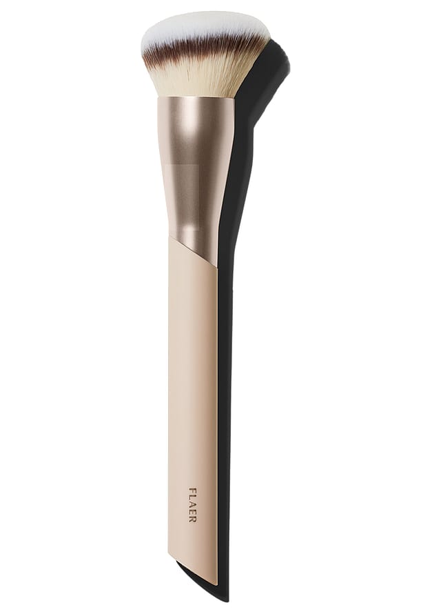 FLAER 109 Angled Flat Top Brush