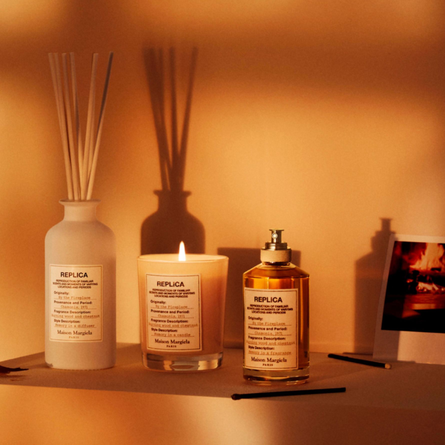 Replica By The Fireplace EdT