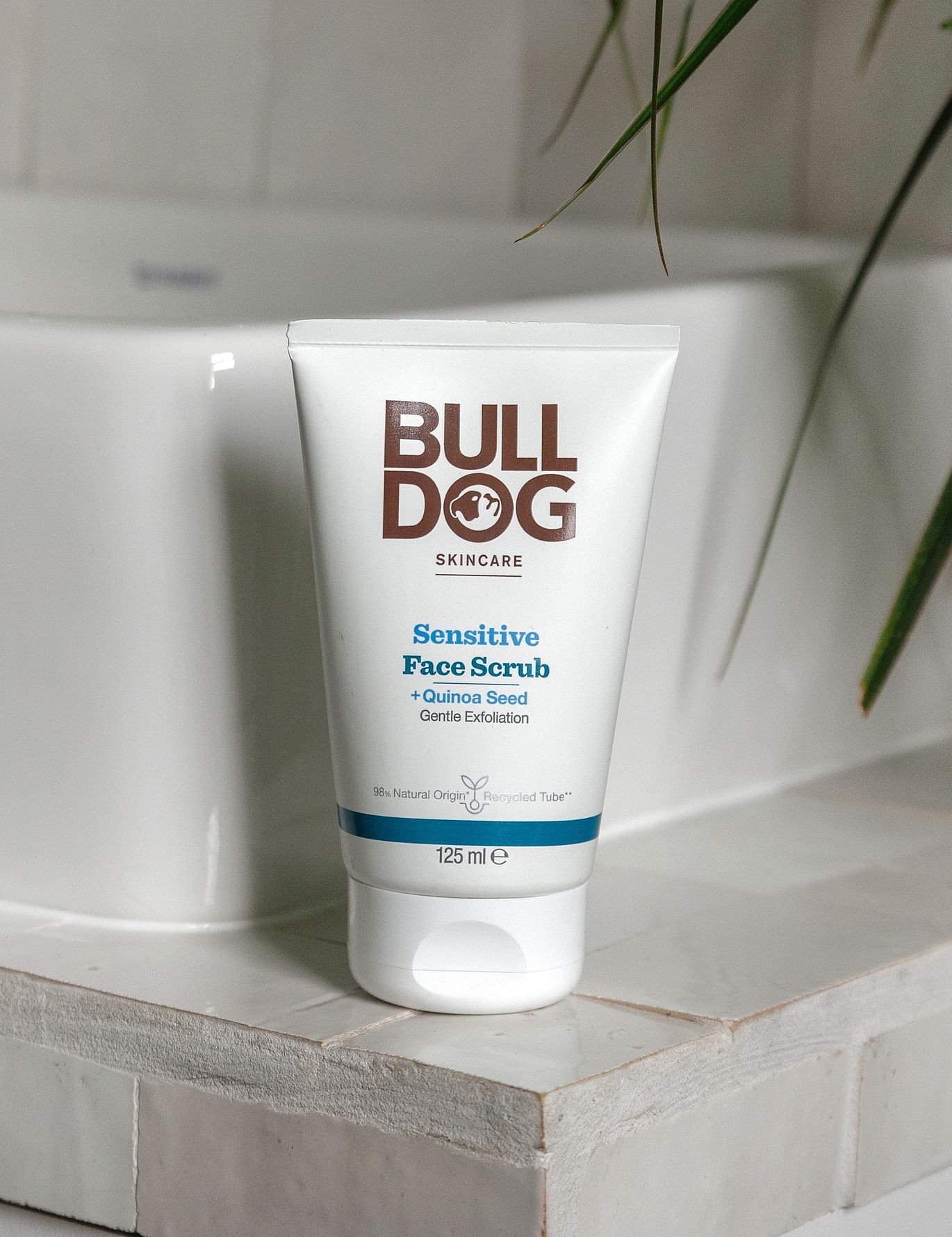 Sensitive Face Scrub