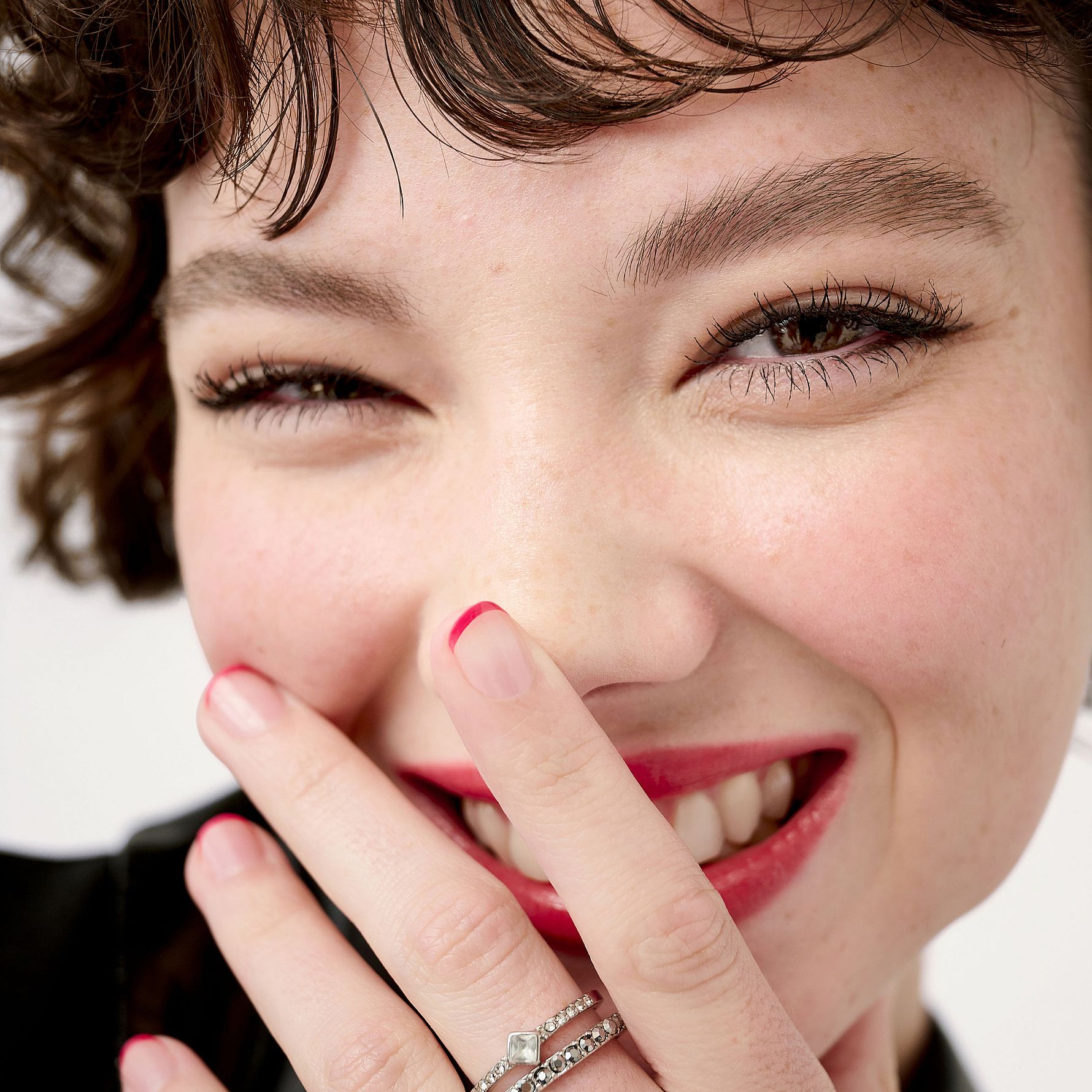 Gimme Brow+ – Eyebrow gel som ger volym och definition