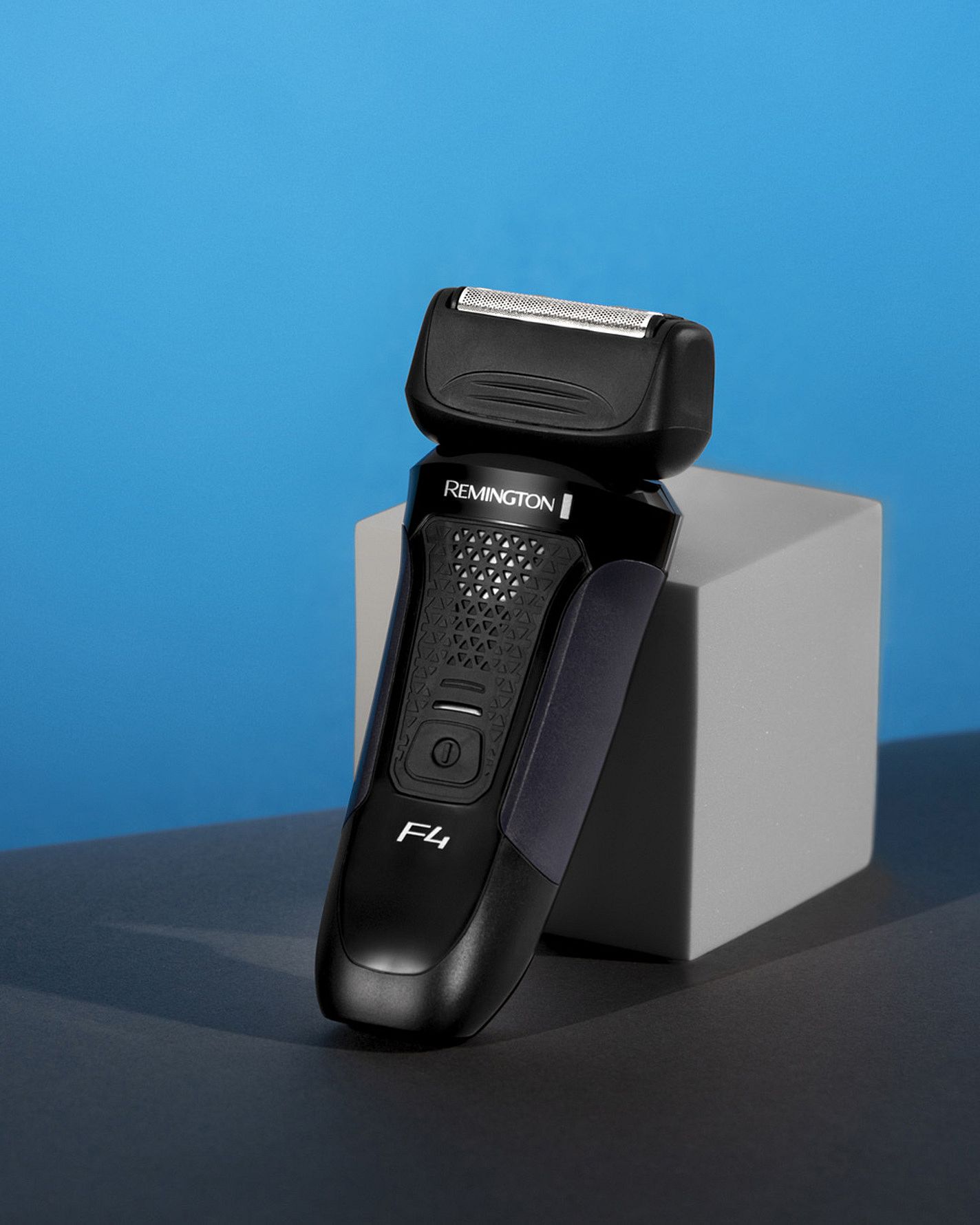 Style Series Foil Shaver F4