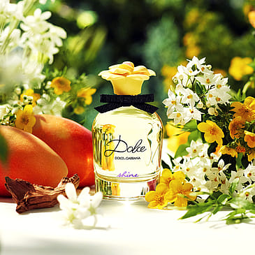 Dolce gabbana hotsell yellow perfume