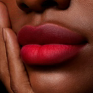 MAC Powder Kiss Liquid Lipcolour MACsmash