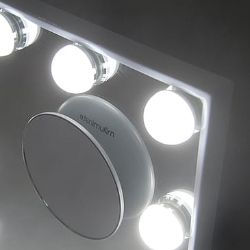 Milluminate 5X Magnifying Suction Make-up Mirror