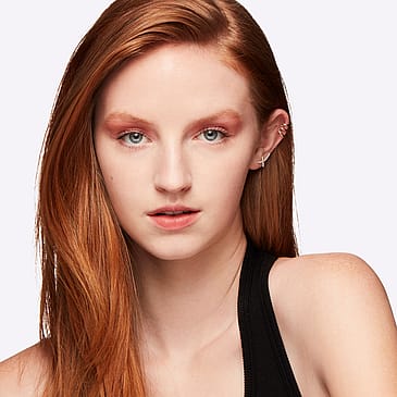 MAC Studio Fix Fluid SPF 15 Foundation NC 10