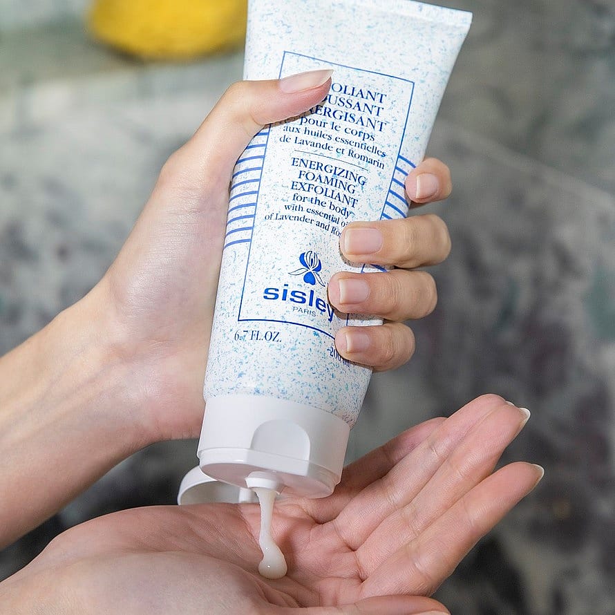 Kjøp Energizing Foaming Body Exfoliator 200 ml - Sisley - KICKS