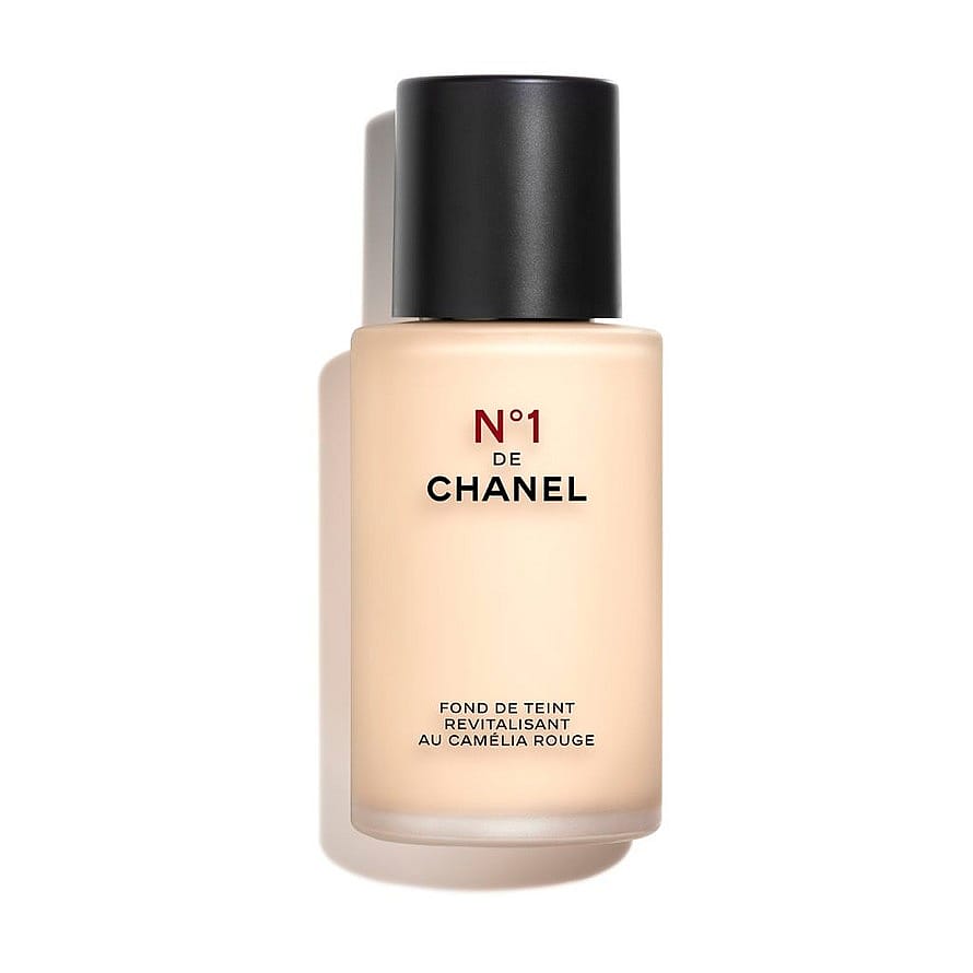 Chanel N°1 DE CHANEL REVITALIZING FOUNDATION Illuminates - Hydrates - Protects