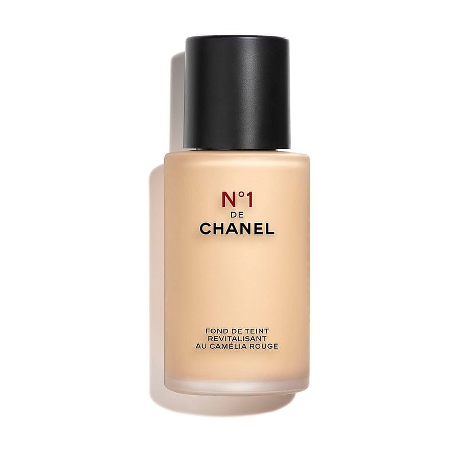 Chanel N°1 DE CHANEL REVITALIZING FOUNDATION Illuminates - Hydrates - Protects