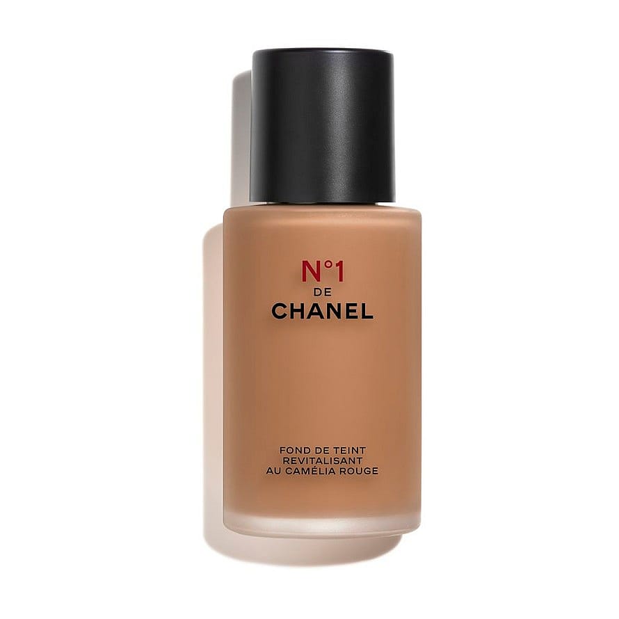 Chanel N°1 DE CHANEL REVITALIZING FOUNDATION Illuminates - Hydrates - Protects