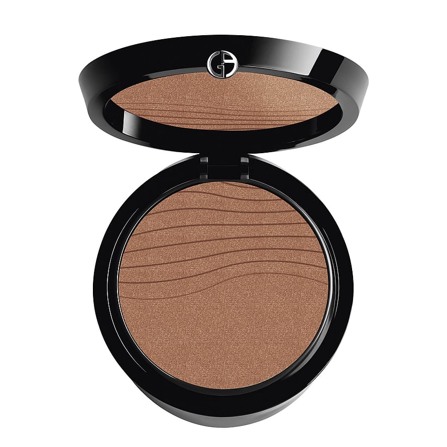 Luminous Silk Glow Fusion Powder 8 Tan with a Neutral U