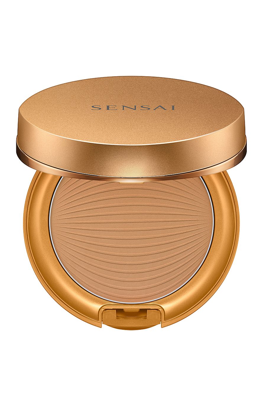 Sensai Silky Bronze Natural Veil Compact Powder 4