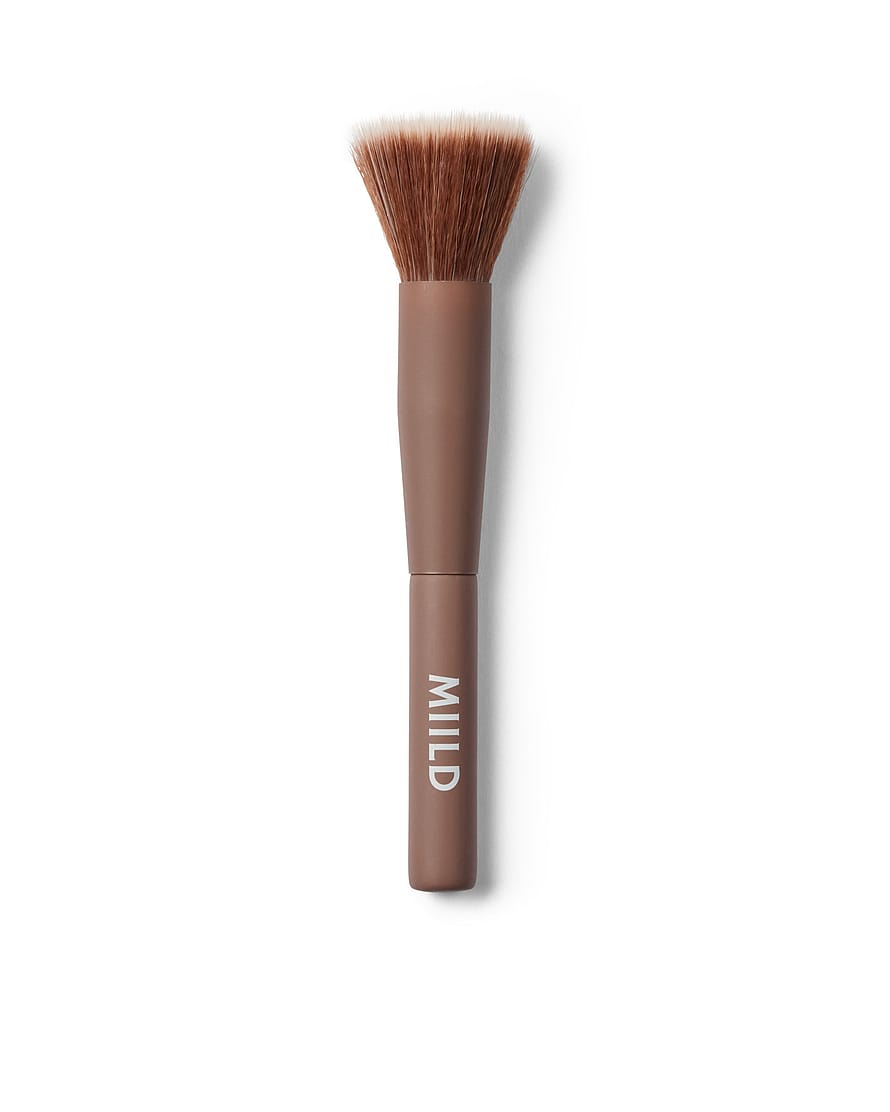 Skin Perfecting Blender Brush 03