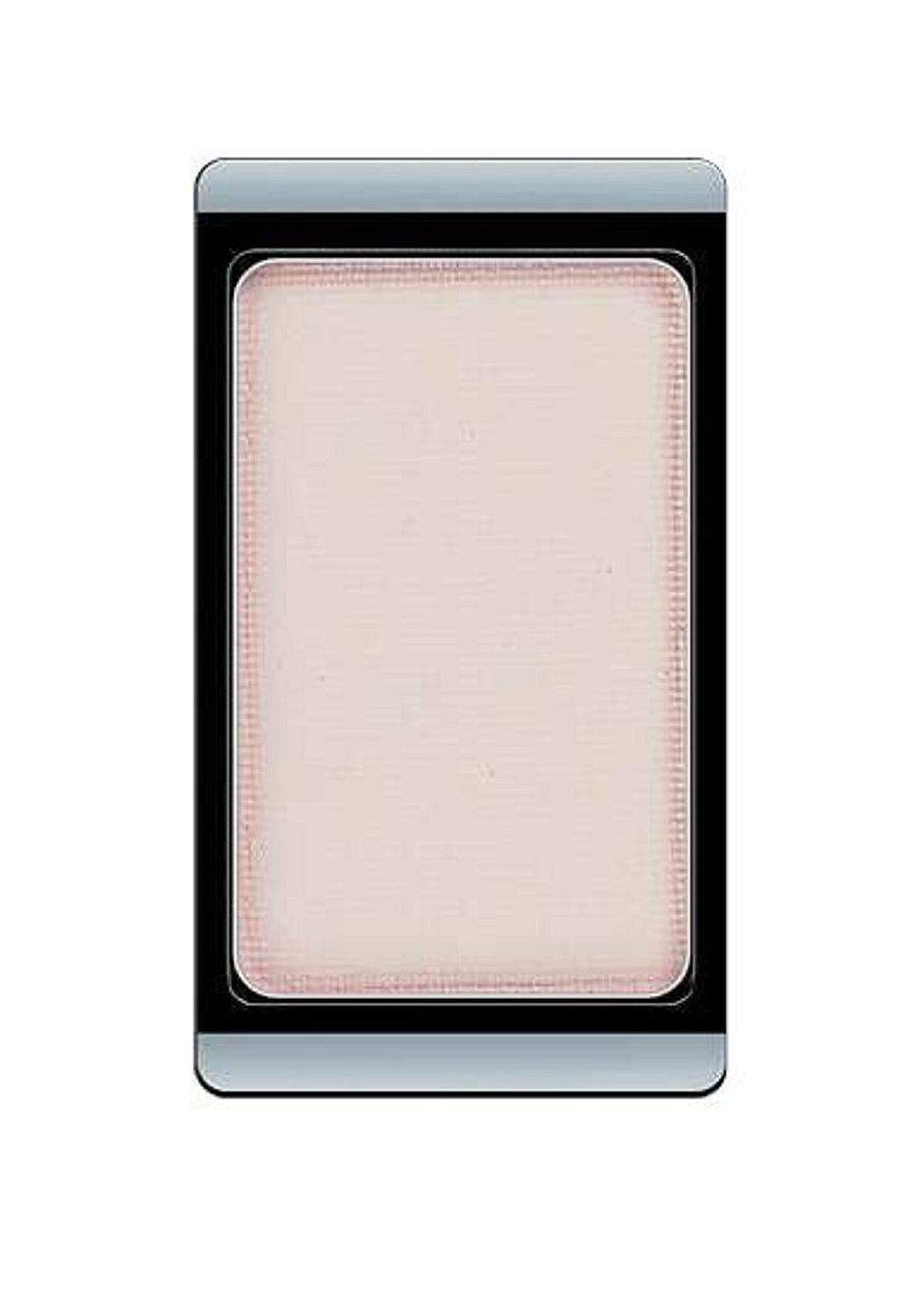 Eyeshadow 557 Matt Natural Pink