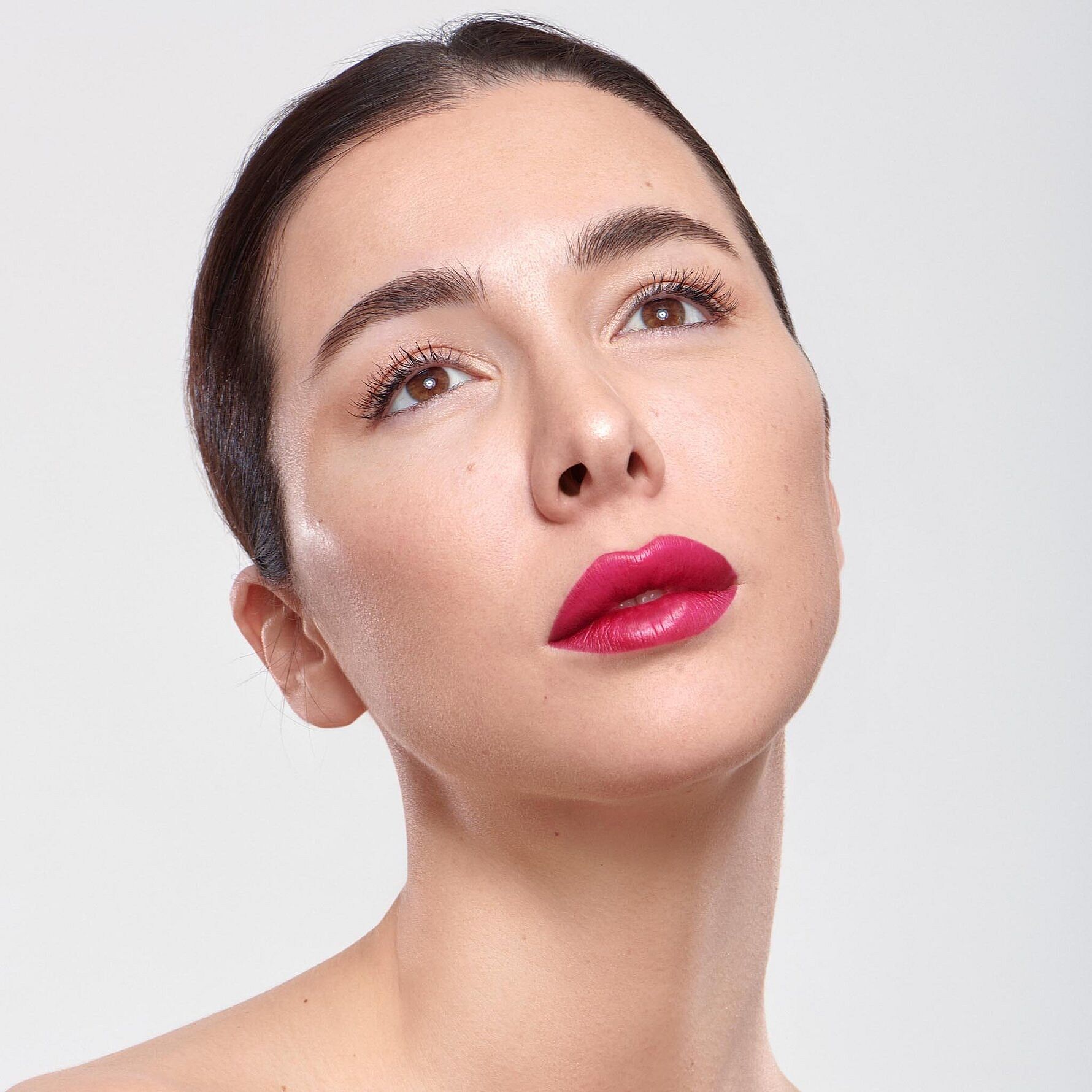 Køb Wonder Blading Lip Color Darling (Bright Plum) fra Wonderskin Matas